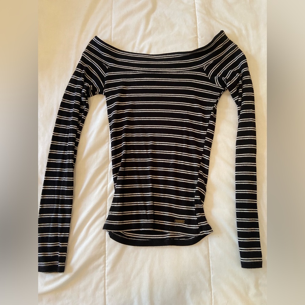 Over the shoulder, cropped sweater, Hollister